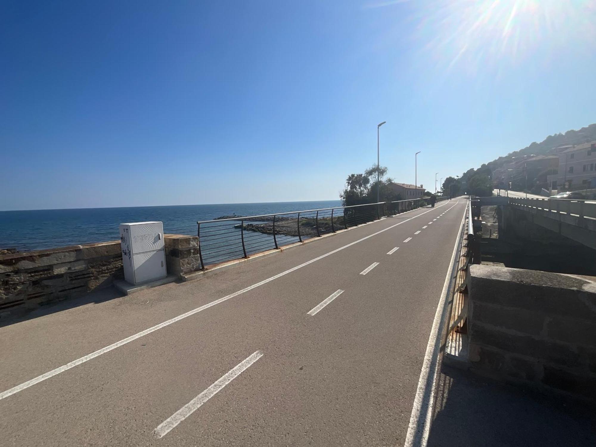 Studio Mer Piscine Cala Di Sole Imperia Italie Mono Locale Une Seule Piece Εξωτερικό φωτογραφία