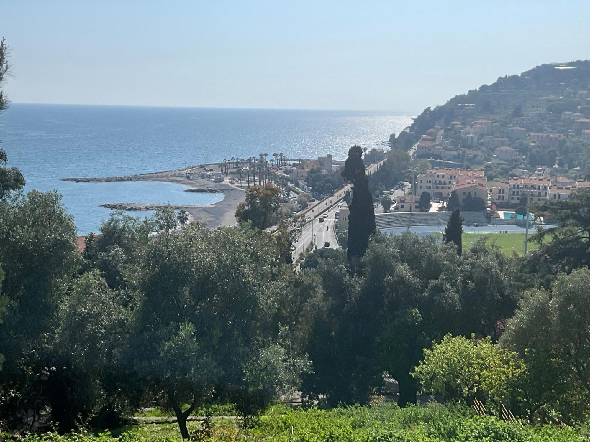 Studio Mer Piscine Cala Di Sole Imperia Italie Mono Locale Une Seule Piece Εξωτερικό φωτογραφία