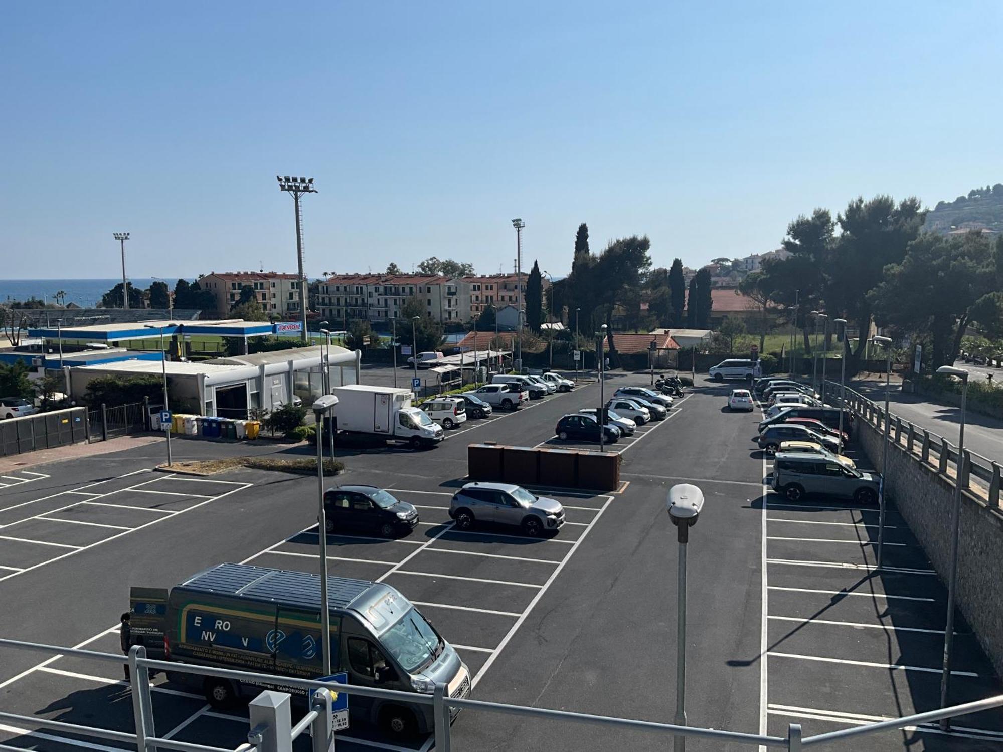 Studio Mer Piscine Cala Di Sole Imperia Italie Mono Locale Une Seule Piece Εξωτερικό φωτογραφία